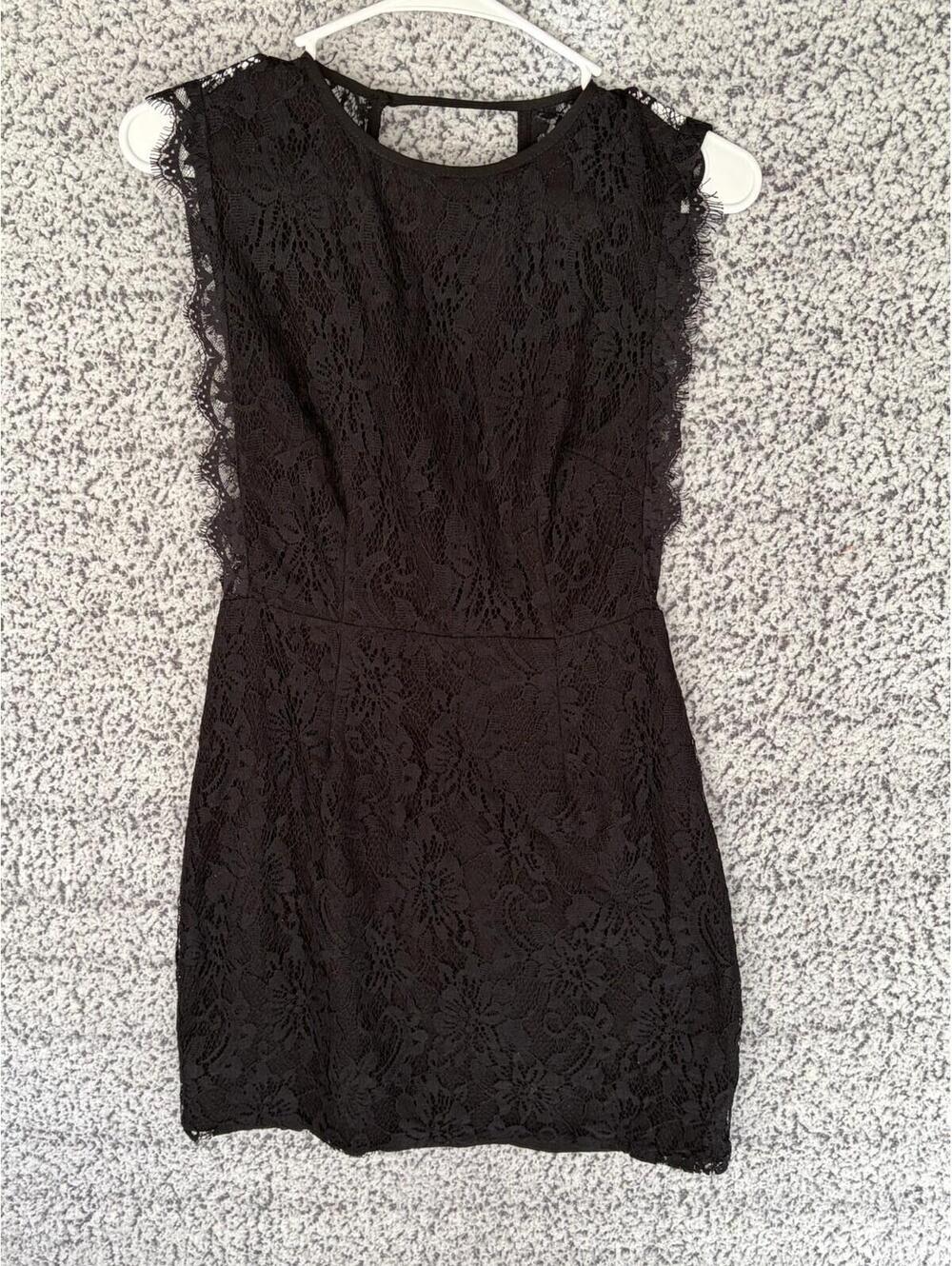 Kimchi Blue Black Lace Mini Dress Size 2 Open Back Sleeveless Party